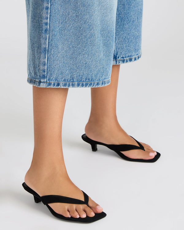 Steve Madden Tracie Black Suede