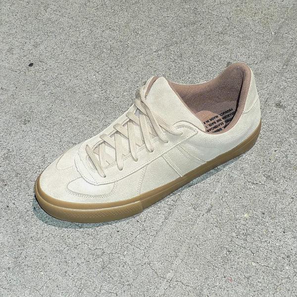 steven alan German Trainer Skateboarding Sand