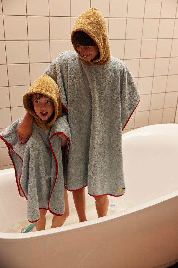 Sticky Lemon Bath Poncho | Zissou Blue