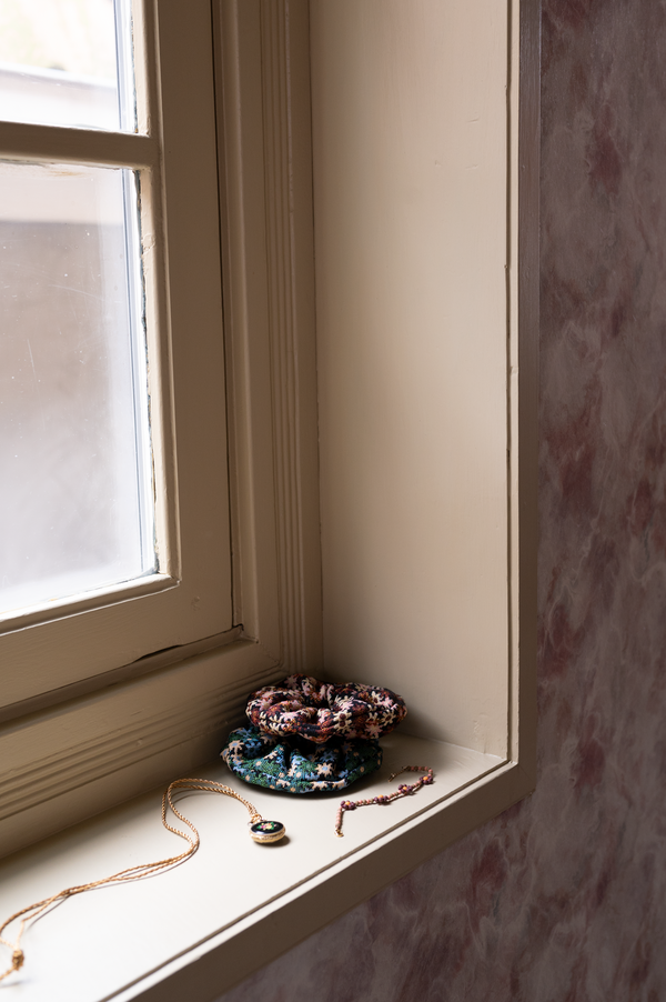 Sticky Lemon Scrunchie | Flower Field Green