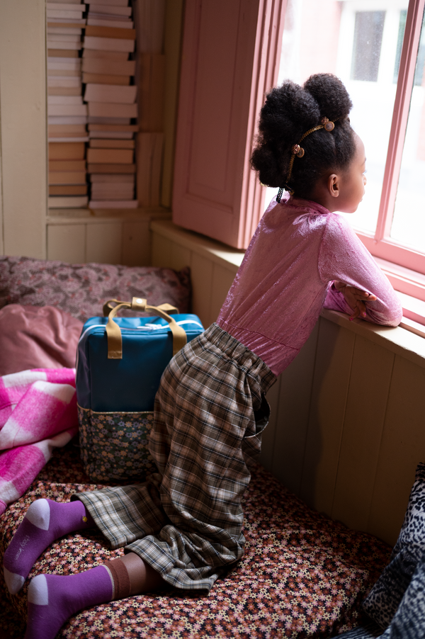 Sticky Lemon Socks | Uni | Purple Tales