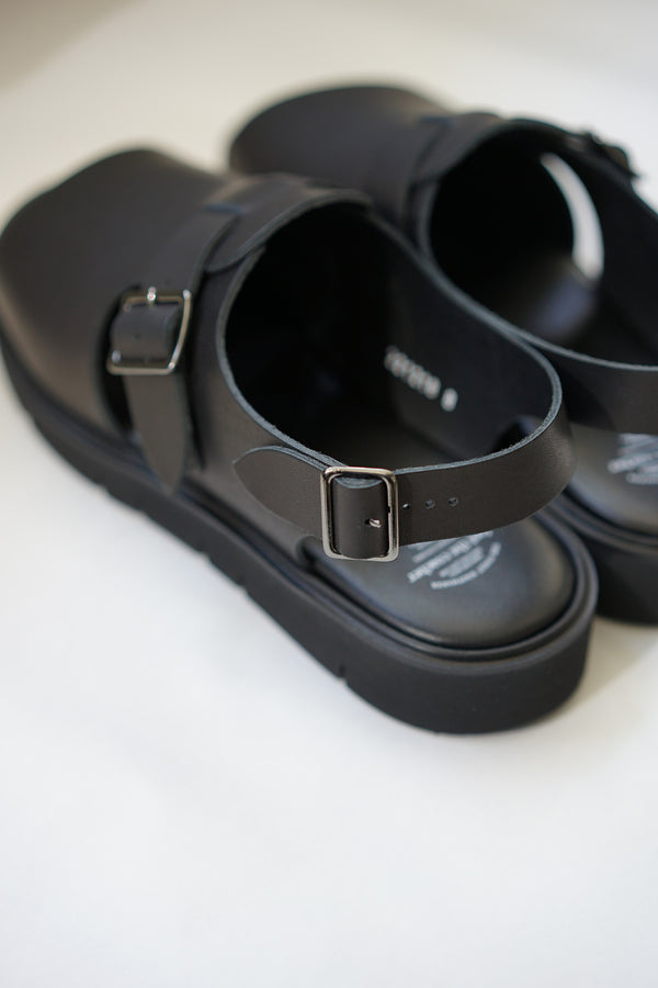 Still By Hand Foot The Coacher / OPEN TOE SANDALS(GLOXI CUT SOLE)