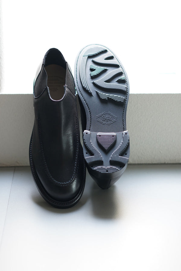 Still By Hand Foot The Coacher / THE MOCCASINS SIDEGORE