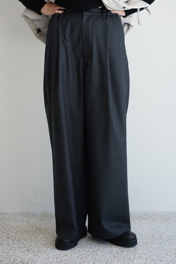 still by hand ” PRICE DOWN ” STILL BY HAND WM / PT01254WM