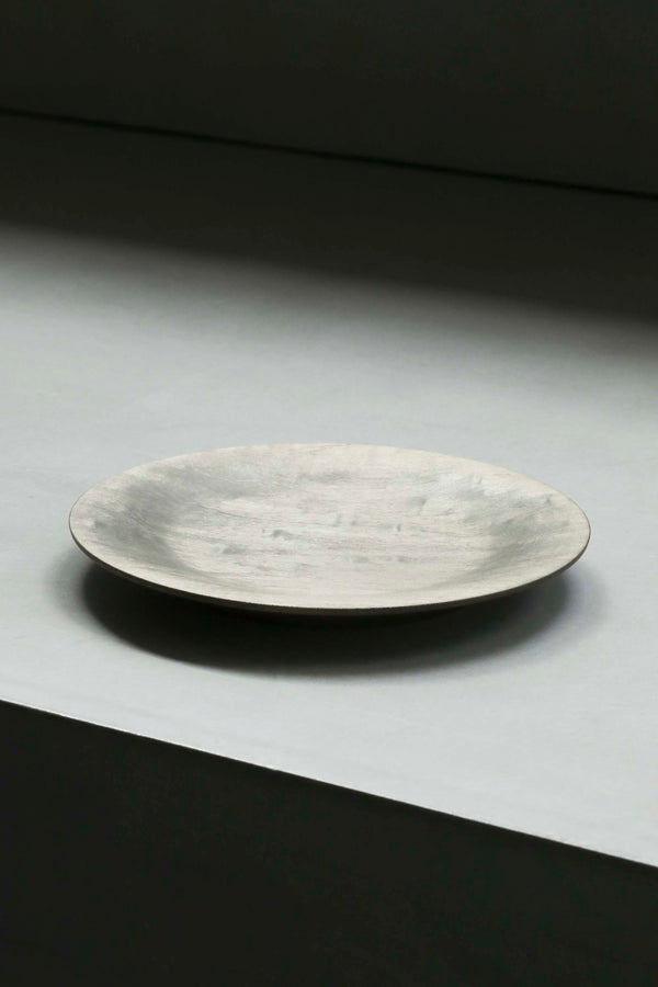 still by hand 内田悠 / イタヤカエデ 　丸リム皿180 鉄媒染