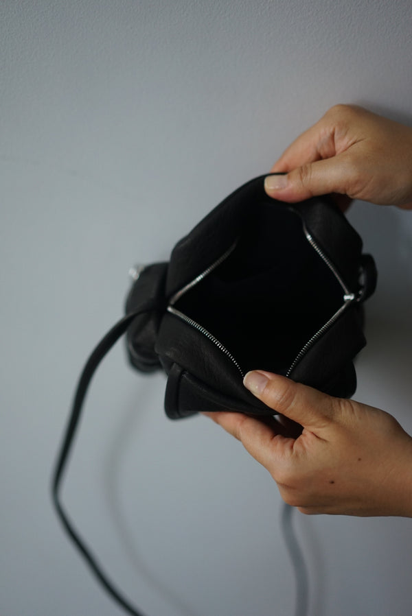 Still By Hand Aeta / DA05 SHOULDER POUCH