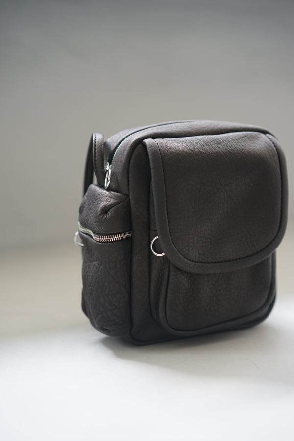 still by hand Aeta / DA05 SHOULDER POUCH