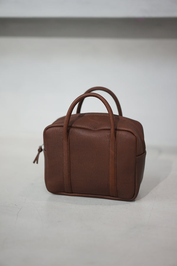 Still By Hand Aeta / DA104 SQUARE BOSTON:MINI