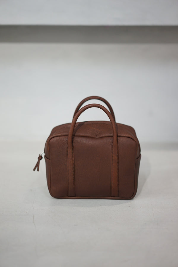 Still By Hand Aeta / DA104 SQUARE BOSTON:MINI