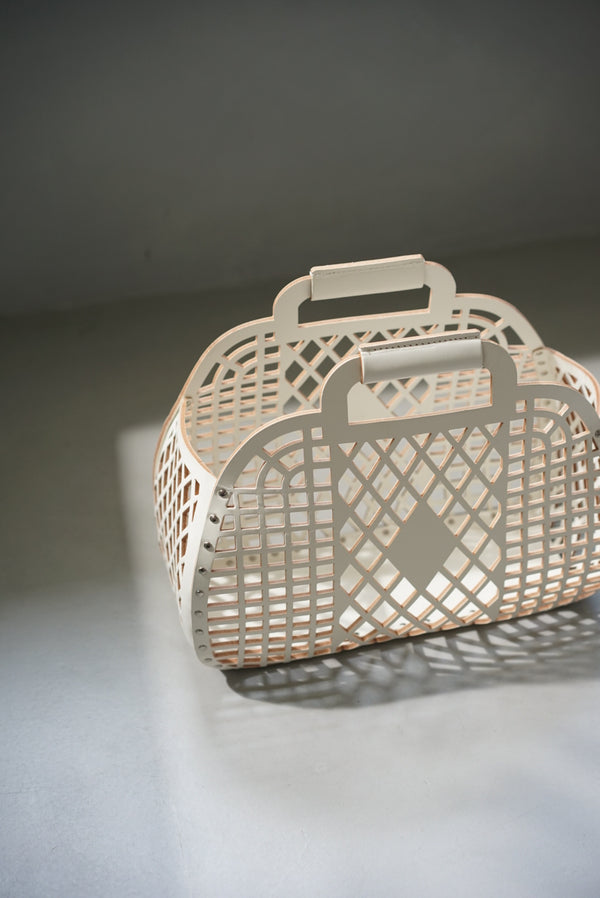 Still By Hand Aeta / KG39 FRUITS BASKET