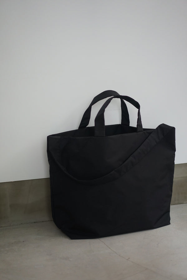 still by hand Aeta / NY17 SHOULDER TOTE : L