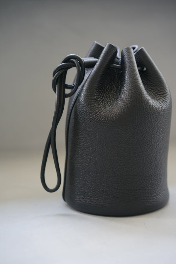 still by hand Aeta / PG41 HAND POUCH