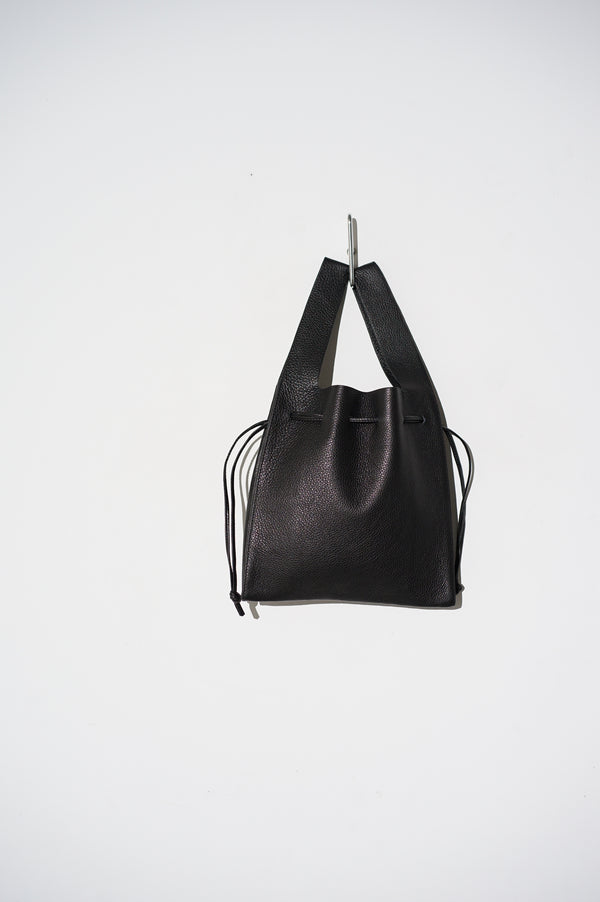 still by hand Aeta / PG61 TOTE : S