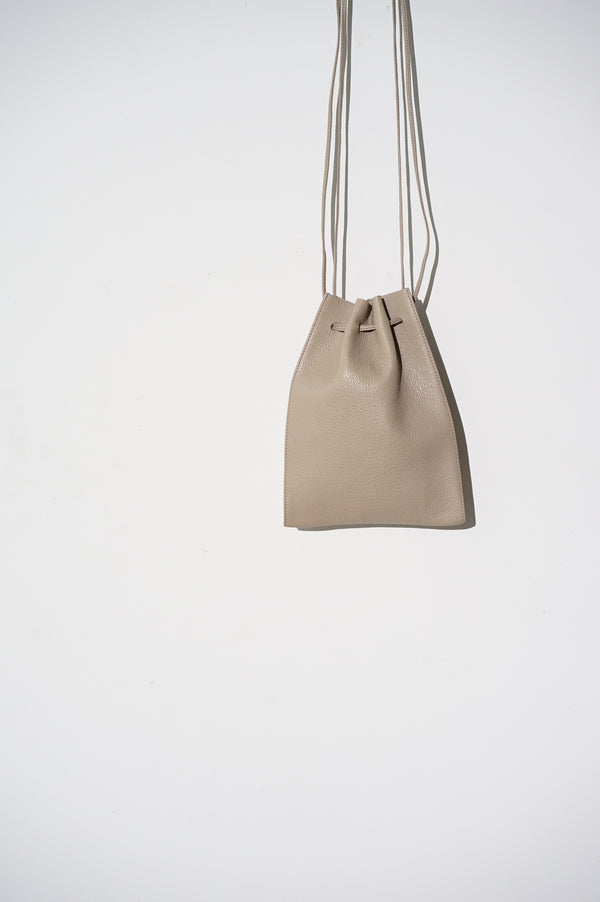 Still By Hand Aeta / PG63 SHOULDER : S