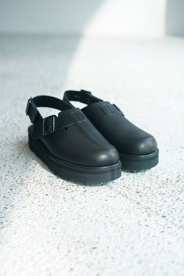 Still By Hand Foot The Coacher / HALF BELT SANDALS