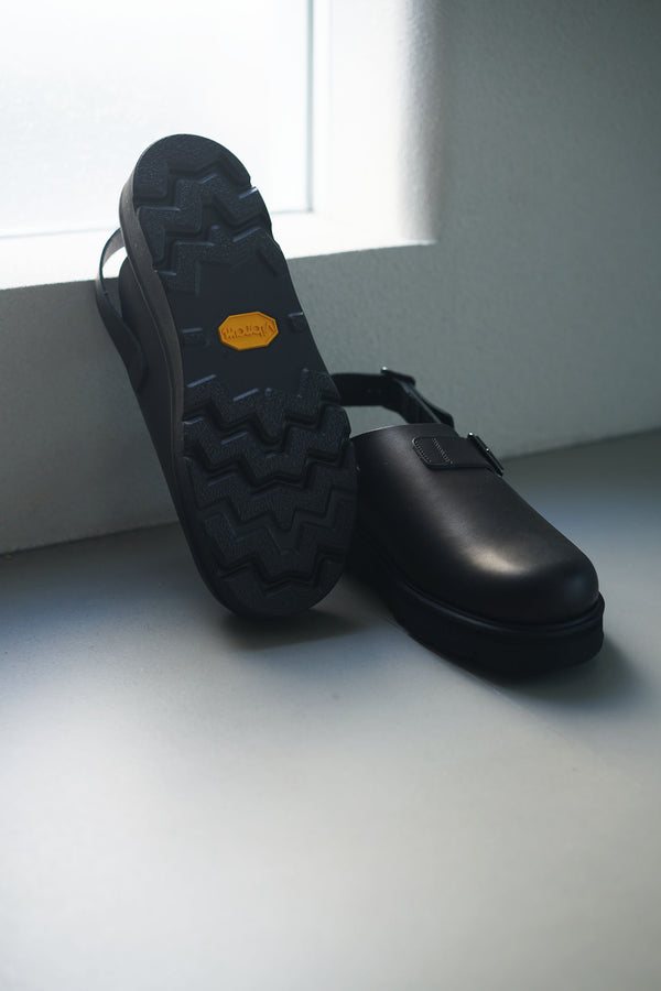 Still By Hand Foot The Coacher / HALF BELT SANDALS