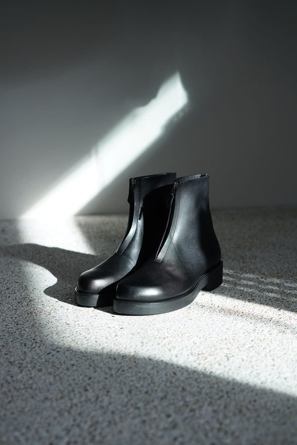 Still By Hand Foot The Coacher / OBLIQUE FRONT ZIP