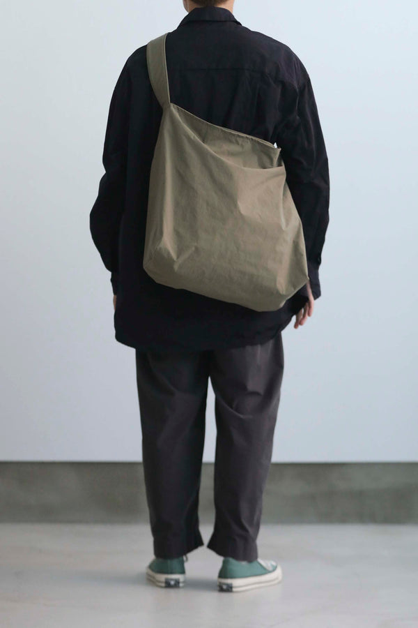 Still By Hand Kontor /ADJUSTABLE 3D TOTE BAG