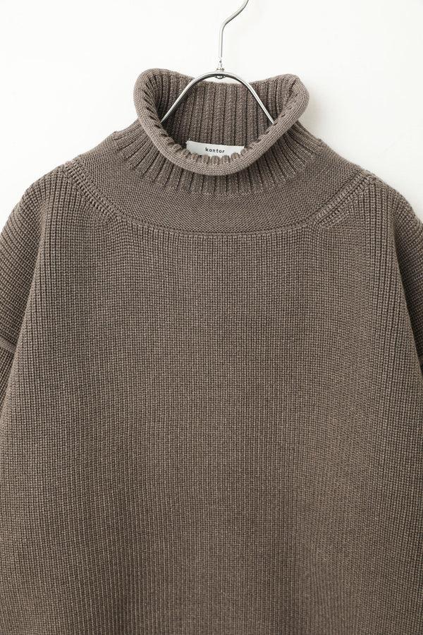 Still By Hand Kontor / KON-KN01253