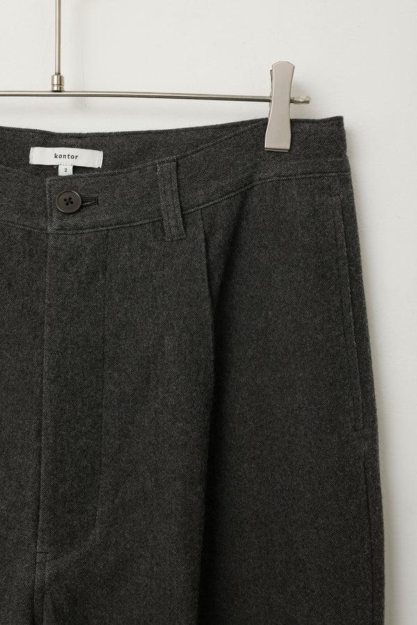 still by hand kontor / KON-PT02253