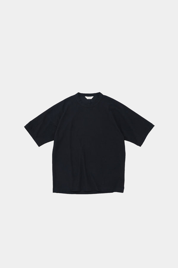 still by hand STILL BY HAND / CS01252