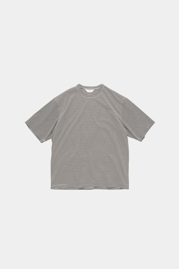 still by hand STILL BY HAND / CS03251