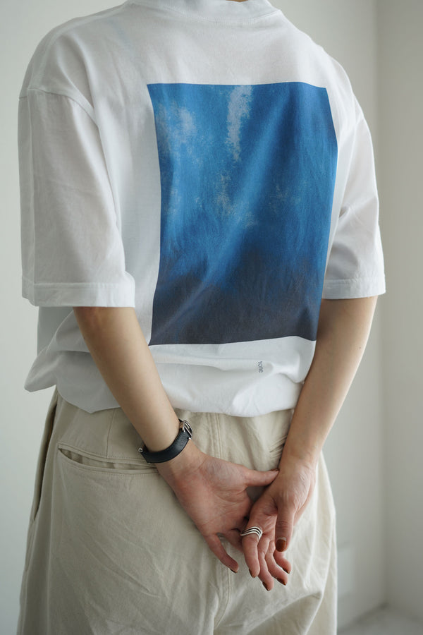 still by hand STILL BY HAND / CS03252