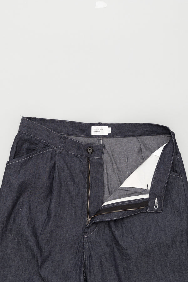 Still By Hand STILL BY HAND / DN01252