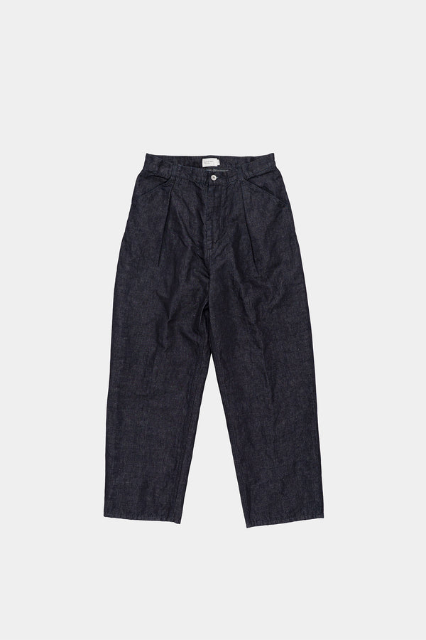 still by hand STILL BY HAND / DN02261