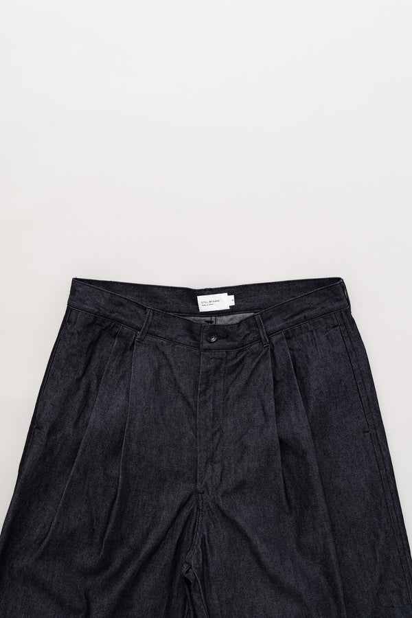 Still By Hand STILL BY HAND / DN04251