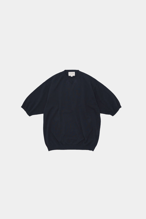 still by hand STILL BY HAND / KN03252