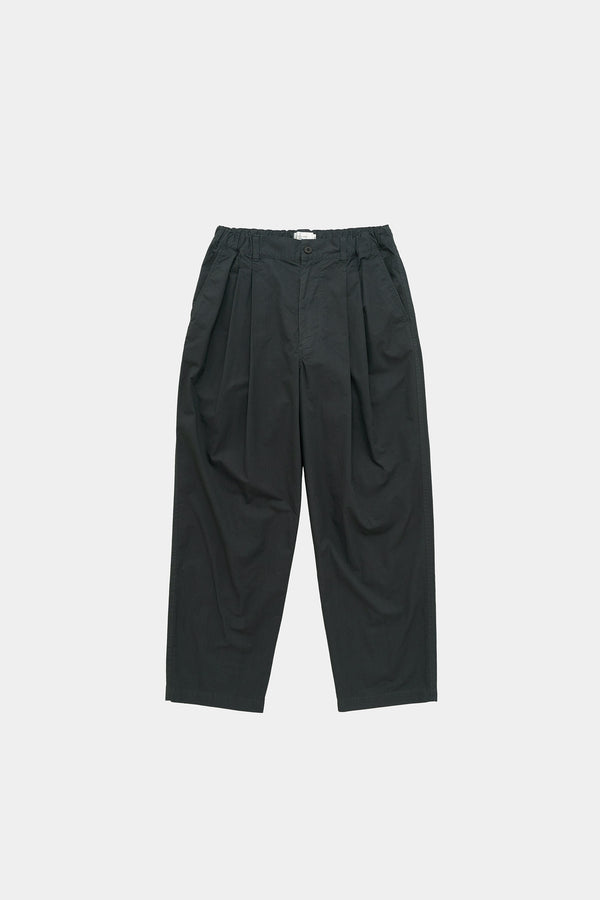 still by hand STILL BY HAND / PT02251