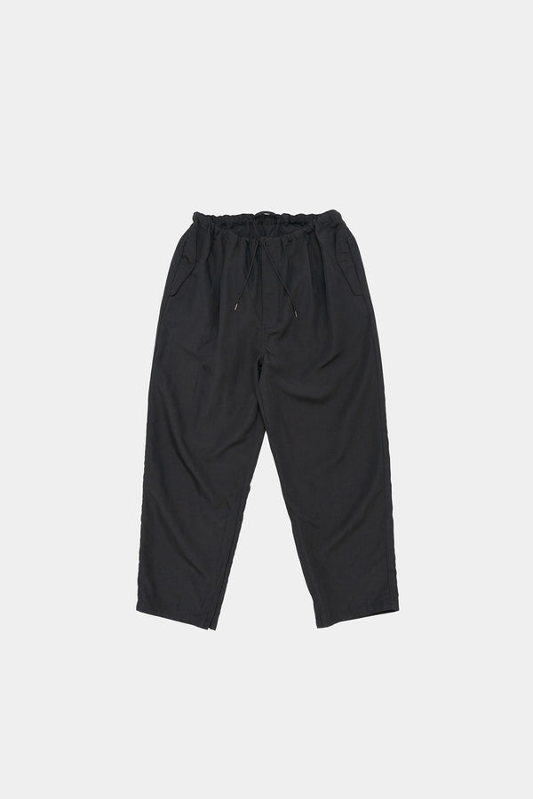 still by hand STILL BY HAND / PT03252