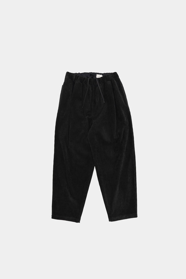 still by hand STILL BY HAND / PT03253