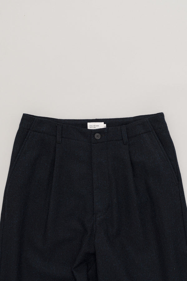 Still By Hand STILL BY HAND / PT04253