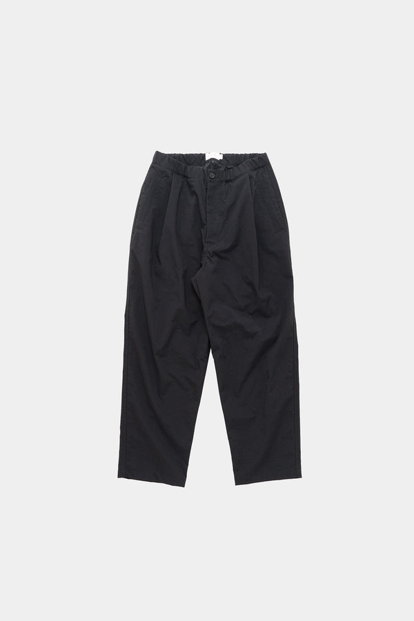 still by hand STILL BY HAND / PT06244