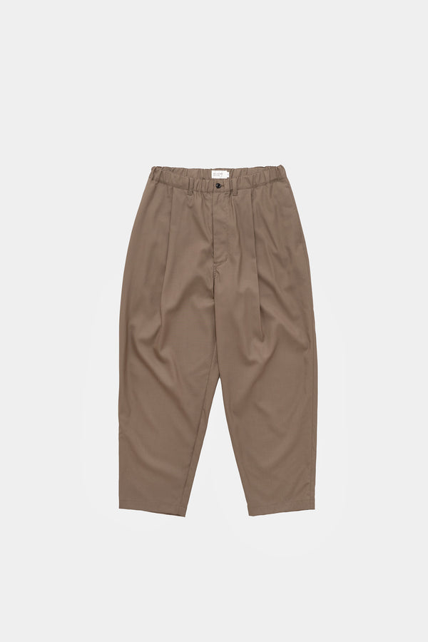 still by hand STILL BY HAND / PT06251