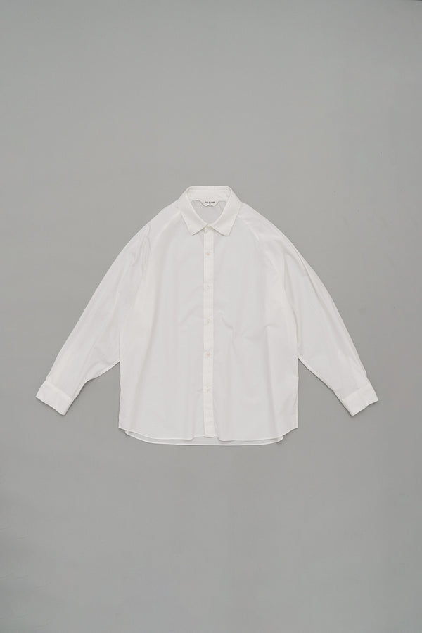 still by hand STILL BY HAND / SH02254