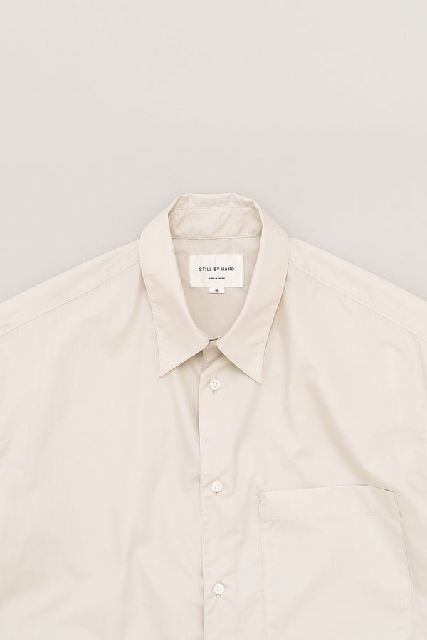 still by hand STILL BY HAND / SH07252