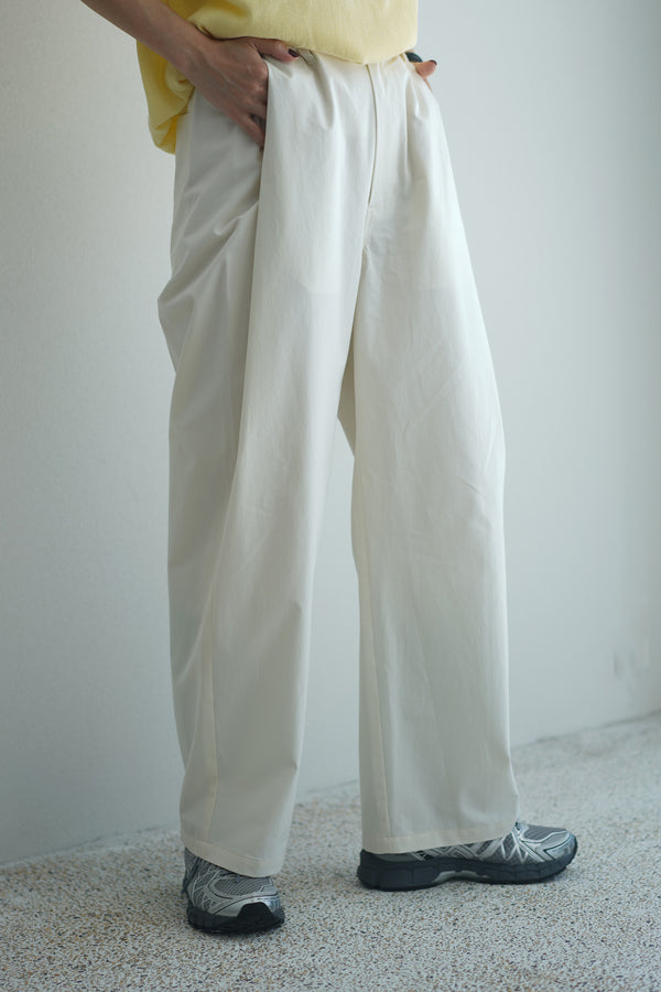 Still By Hand STILL BY HAND WM / PT01261WM