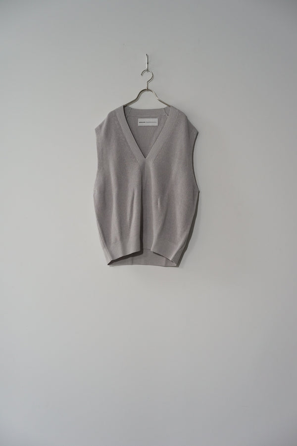Still By Hand Walenode / Paper Wool Deep V-neck Vest