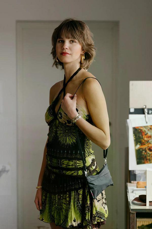 still by hand SUSAN BIJL / Black& Black The New Pouch S