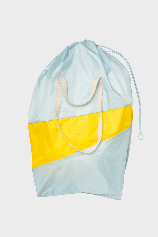 still by hand SUSAN BIJL / Untitled 2026 The New Trash Bag L