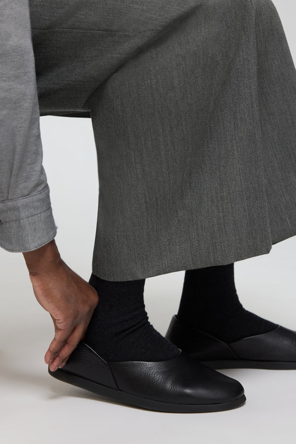 stòffa Slipper (Black Leather)