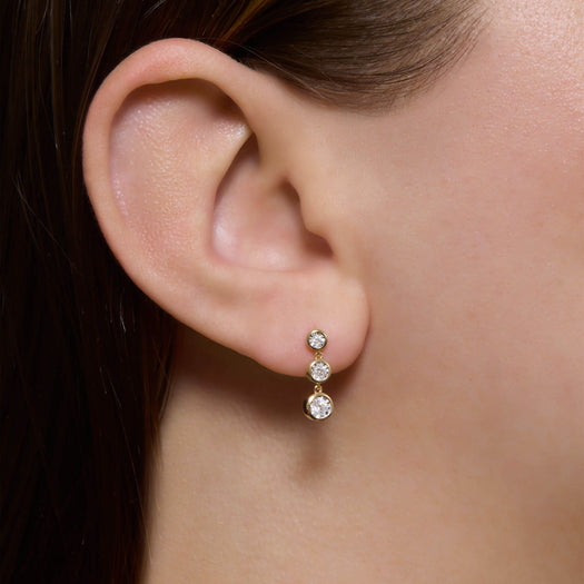 Stone And Strand Diamonds By The Dozen Gradient Drop Earrings