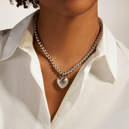 Stone And Strand Big Hearted Puffed Necklace