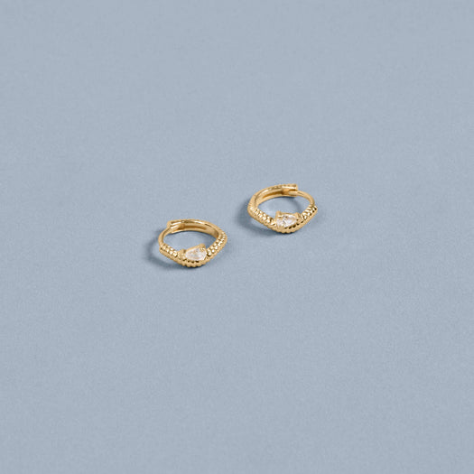 Stone And Strand Cobra Diamond Wave Ear Huggie