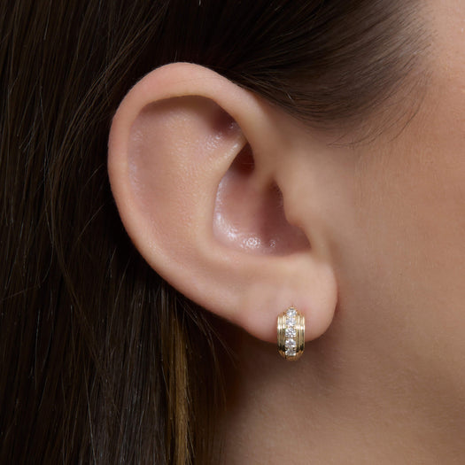 Stone And Strand Dainty Boulevard Huggies