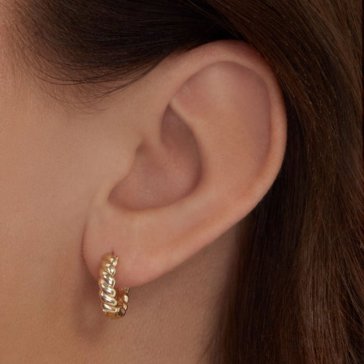 Stone And Strand Dainty Gold Brioche Huggies