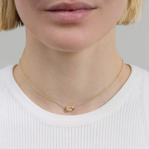 Stone And Strand Diamond Forme Knot Necklace